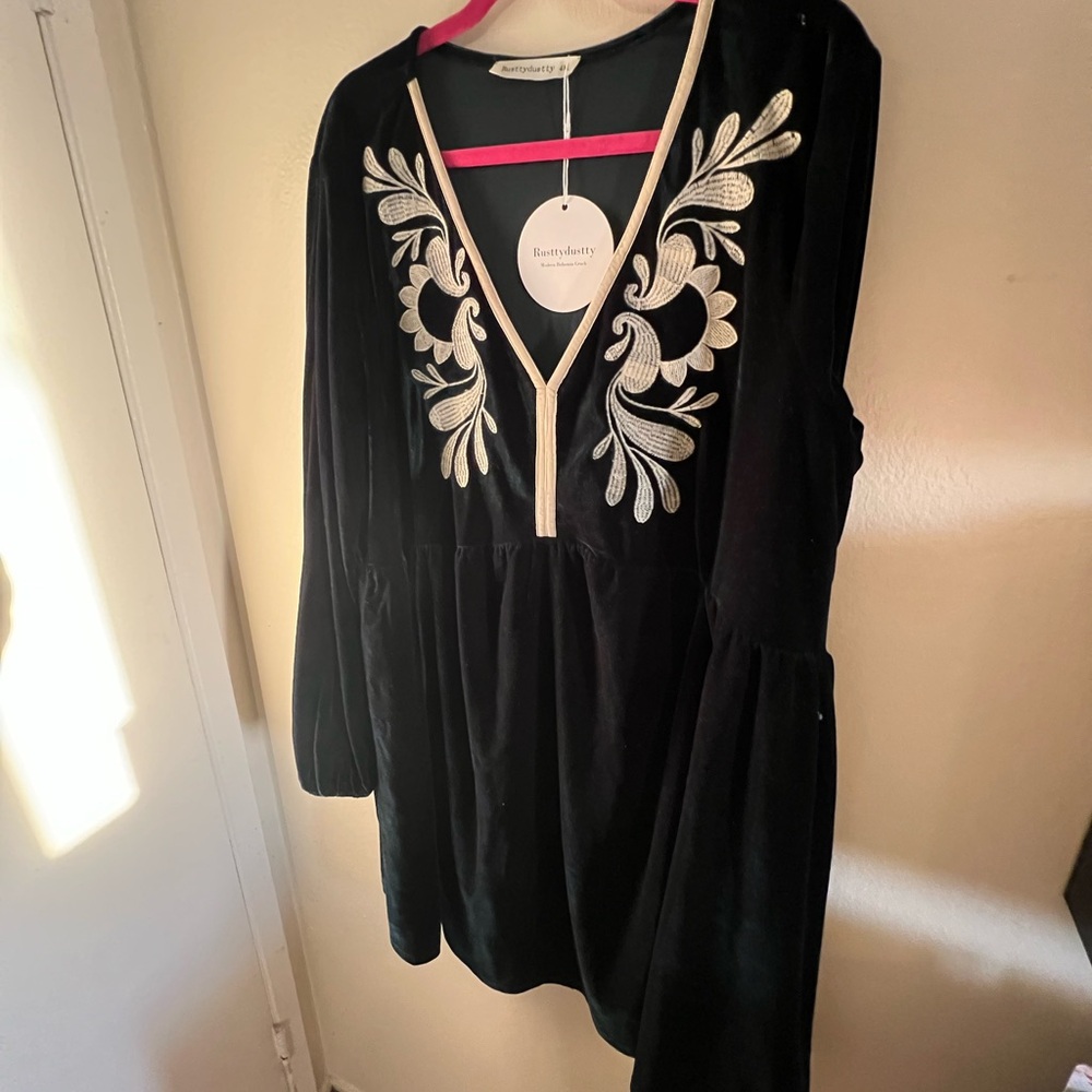 Green Velvet Dress with Silver Embroidery